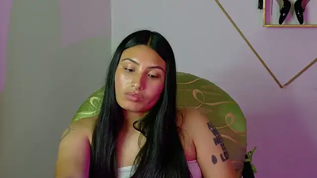 Linda_andrew's cam snapshot