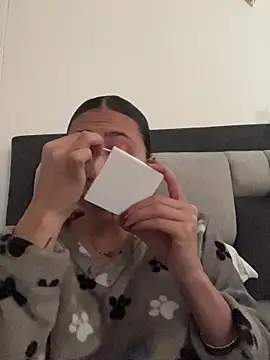 Ameellie's cam snapshot