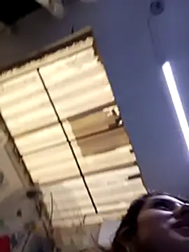 LuisaLean's cam snapshot