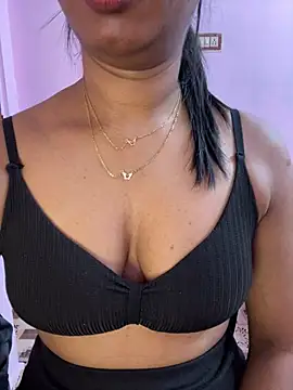 tamil_Aarathi's cam snapshot