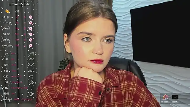 LanaTreades live sex cam