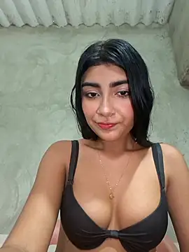 Sweed-virgin-pussy's cam snapshot