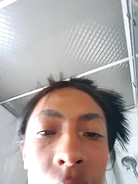 RoxaneBons live sex cam