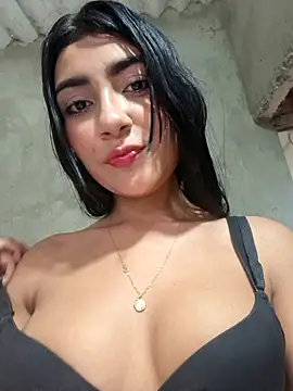 Sweed-virgin-pussy live sex cam