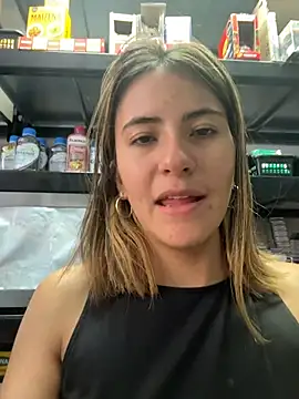 Andrea_19blonde live sex cam