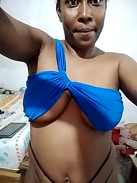 sofia-03's cam snapshot