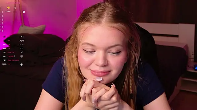 Elioraa's cam snapshot