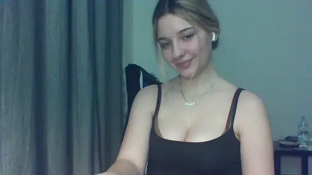 EvelineMagnetic live sex cam