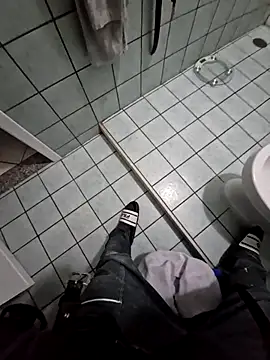 Monella52's cam snapshot