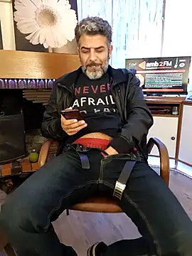 Omar_Grey's cam snapshot