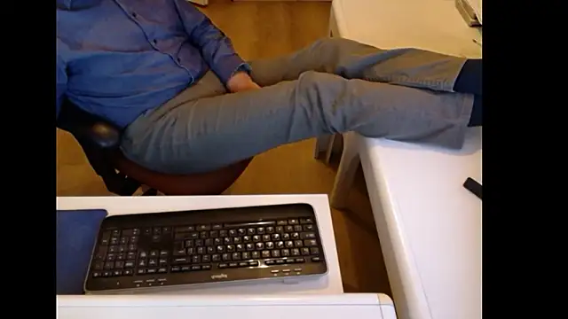 dutchpornking's cam snapshot