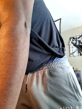 KeYBuMp323 live sex cam