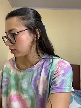 Shayla--broos's cam snapshot