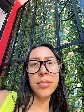 pregnant_sofii18's cam snapshot