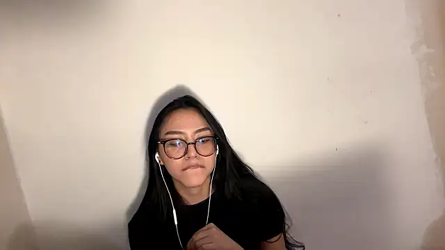 RanaAngelson's cam snapshot