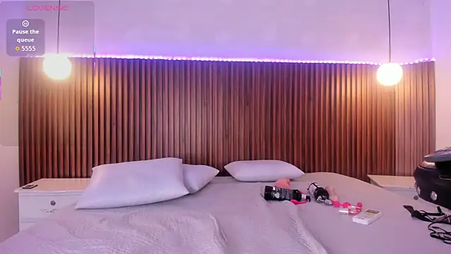 Foxy_Kylie's cam snapshot