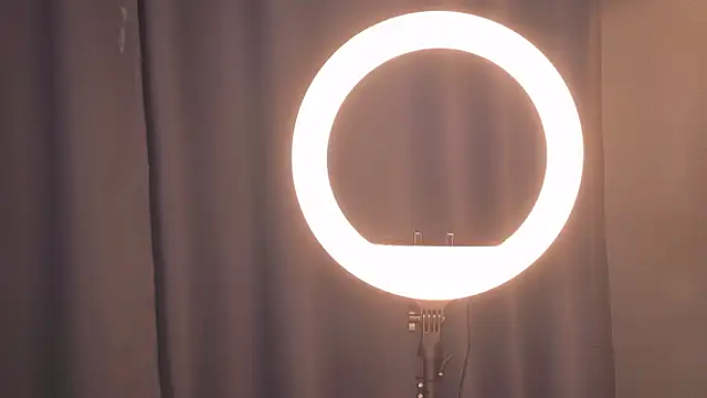 M_Jayy's cam snapshot