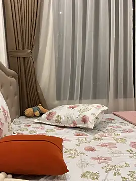 Queen-of-Love's cam snapshot