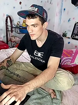 themaykiin18's cam snapshot