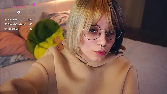 KellePourier's cam snapshot