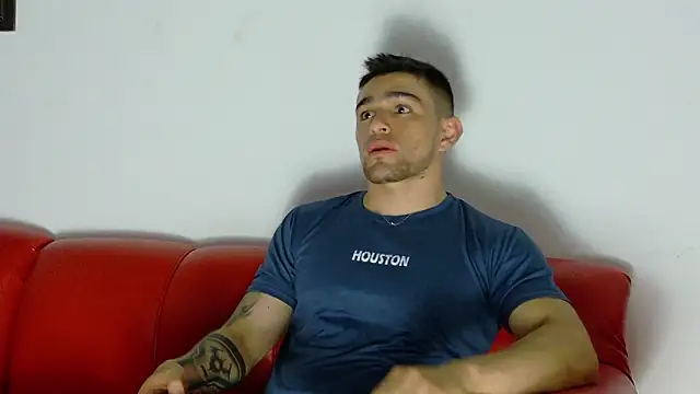 Sexy_Alejandro_'s cam snapshot