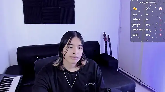 JordiWilld live sex cam