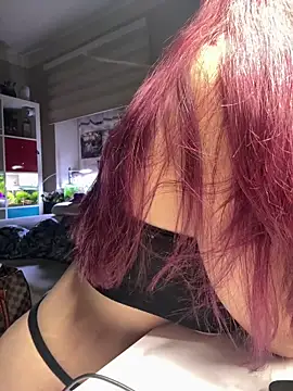 sexymelli18's cam snapshot