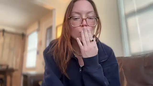 SpaceCowWhore's cam snapshot