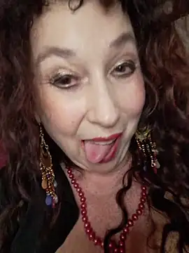 GypsyEsmeralda live sex cam