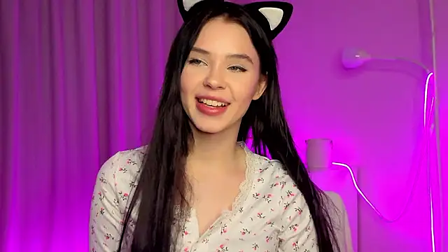 slyshypie live sex cam