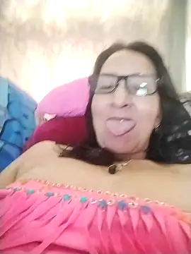 RosseLaure live sex cam