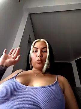 lorens0606's cam snapshot