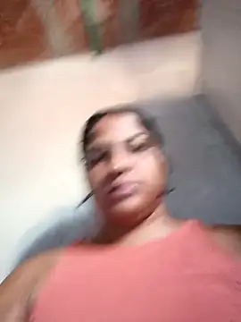 Giselabrunette25's cam snapshot