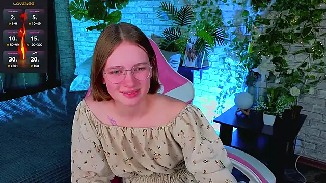 Mia_Mooore's cam snapshot