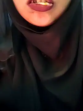 Indian-Nazia's cam snapshot