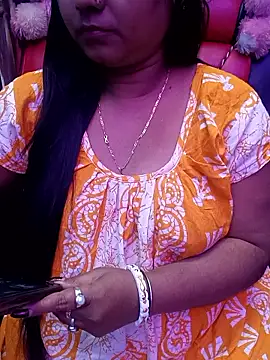 ella_mariya's cam snapshot