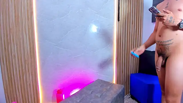 wild_demongirl's cam snapshot