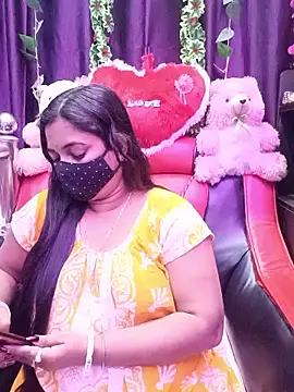 ella_mariya live sex cam