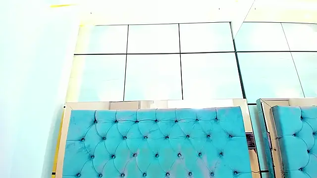 pocahontas_pow's cam snapshot