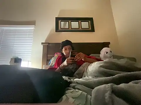 Prettyfacefemale's cam snapshot