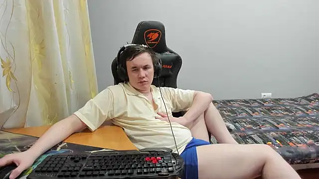 iliaskrislove live sex cam