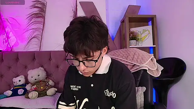 PepperTwink live sex cam