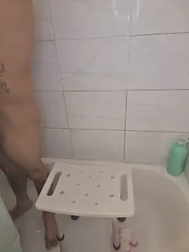 Cnutt310 live sex cam