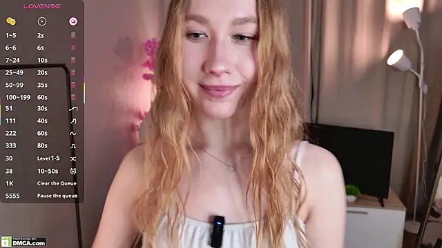 lil_monikaa live sex cam