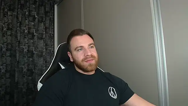 Thori92 live sex cam