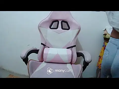 xxasianbabe69xx's cam snapshot