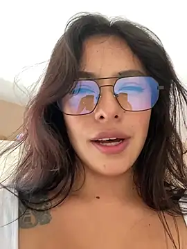 foxxy_lover's cam snapshot