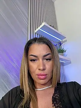 KirstieVegas live sex cam