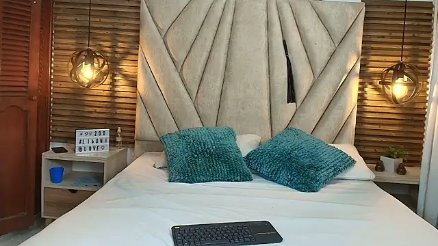 Karlakiss_t's cam snapshot