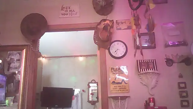 BonnienClyde5421's cam snapshot